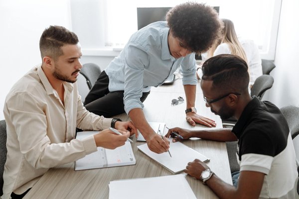 Location de bennes à Cluses : optez pour la flexibilité et la rapidité